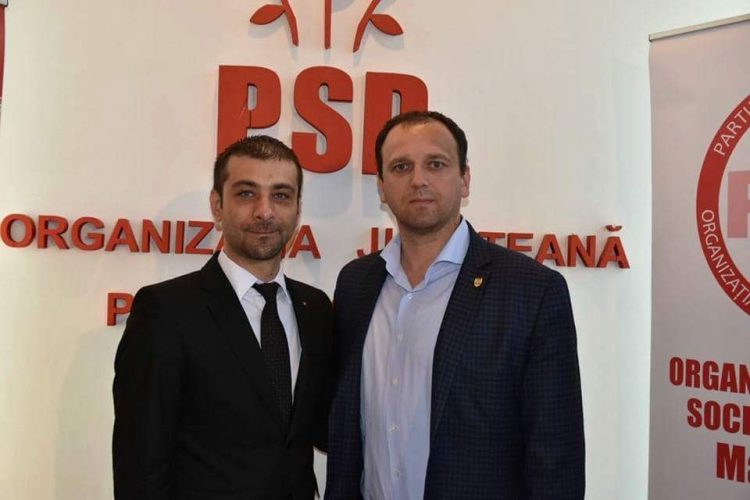 Un traseist politic notoriu a ajuns director general la Conversmin SA!