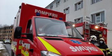 Incendiu la Spitalul din Cavnic. 71 de persoane au fost evacuate! – FOTO, VIDEO