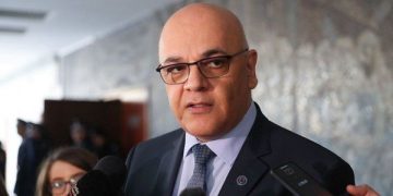 Raed Arafat: „Nimeni nu își dorește un lockdown total”. Motivul pentru care s-a modificat ora de restricționare a circulației