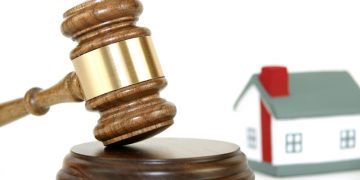 Se întâmplă în România… Bărbat mort de 40 de ani, ameninţat că va fi executat silit dacă nu îşi plăteşte impozitul