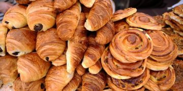 1 aprilie vine cu reguli noi pentru patiserii. Producătorii, obligați să schimbe rețetele și să scadă din acizii grași