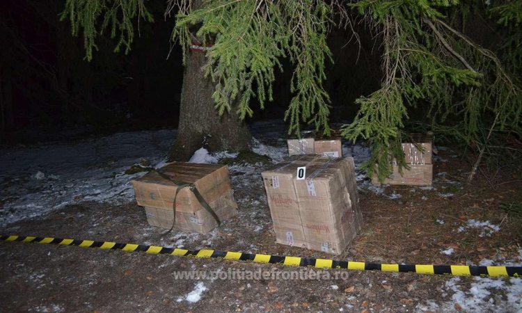 Peste 6.800 pachete cu țigarete de contrabandă descoperite de polițiștii de frontieră