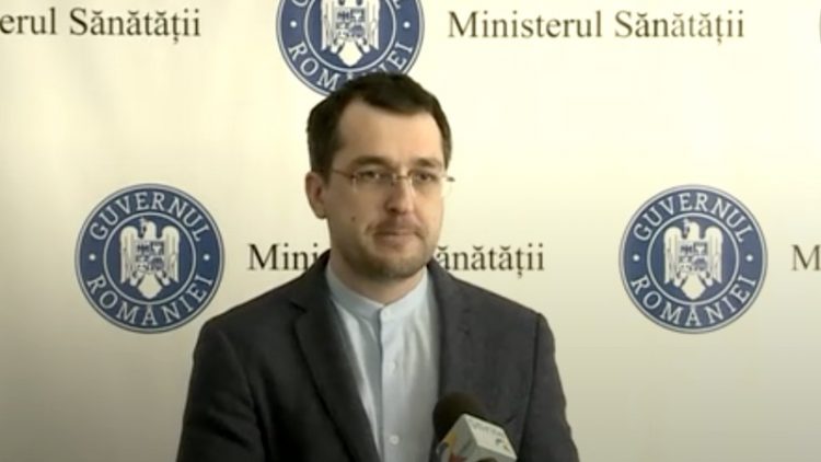 Vlad Voiculescu, din nou fără mască: „Să nu cumva să intre cineva să mă vadă că sunt fără mască”