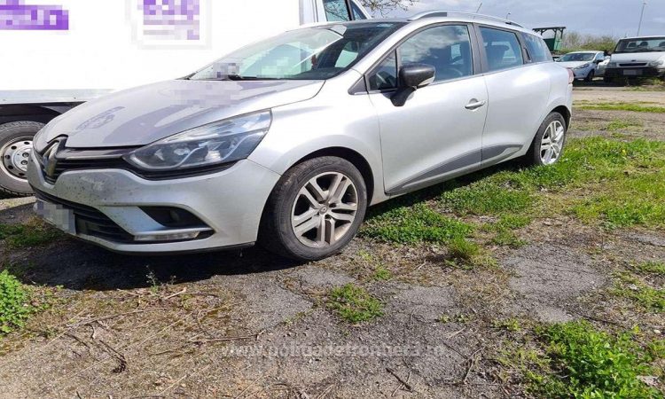 Autoturism căutat ca fiind furat din Italia, descoperit la frontieră