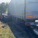Tragedie în judeţul Cluj. Doi adulți și o fetiță de doar 6 ani au murit după ce maşina în care se aflau s-a izbit de un camion