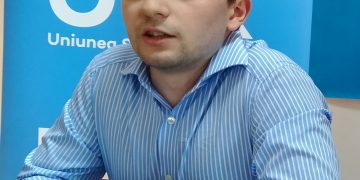 Atunci când nu ai cu ce te lăuda, îți faci poze cu munca altora. Felicitări, domnule prefect!