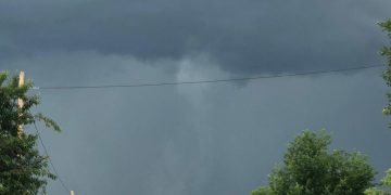 Vreme extremă! O nouă zi cu vijelie puternică în judeţ  – foto