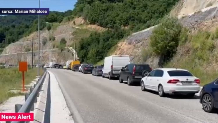 Grecia intră în zona galbenă de la miezul nopții
