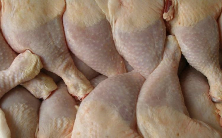 Alertă alimentară! Zeci de tone de carne de pui cu salmonella au ajuns în România