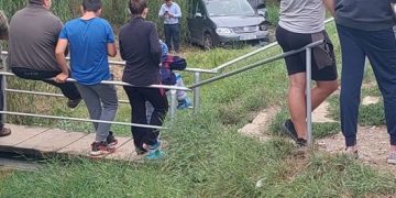 EXCLUSIV / DJ 109F: ÎN DRUM SPRE NUNTĂ: O TÂNĂRĂ DIN CUPȘENI ÎN COMĂ DUPĂ CE DOUĂ MAȘINI S-AU CIOCNIT VIOLENT. 6 PERSOANE IMPLICATE. A FOST SOLICITAT ELICOPTERUL