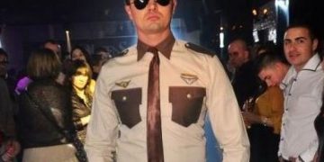 Așa Sorine! Un manechin de lenjerie intimă, numit șef la instituția care acreditează toate școlile și grădinițele!