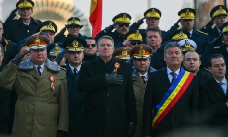 Și-a dat și el seama! Iohannis și serviciile au distrus partidul!