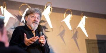 A plecat dintre noi și Ion Caramitru…