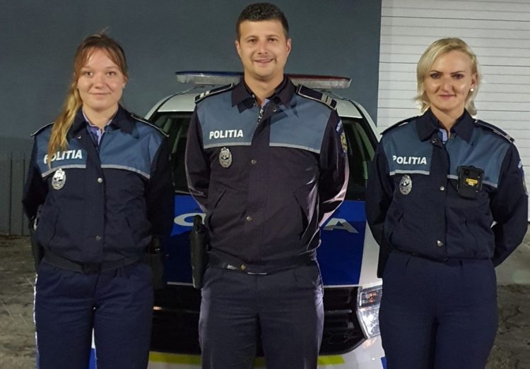 Ei sunt cei trei poliţişti care i-au recuperat economiile de-o viaţă bătrânului din Ruscova