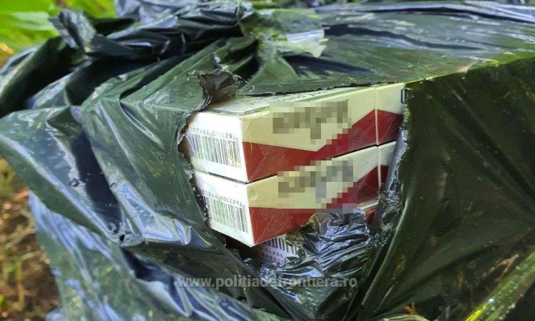 Ţigări confiscate dintr-un autoturism oprit în trafic de poliţiştii de frontieră