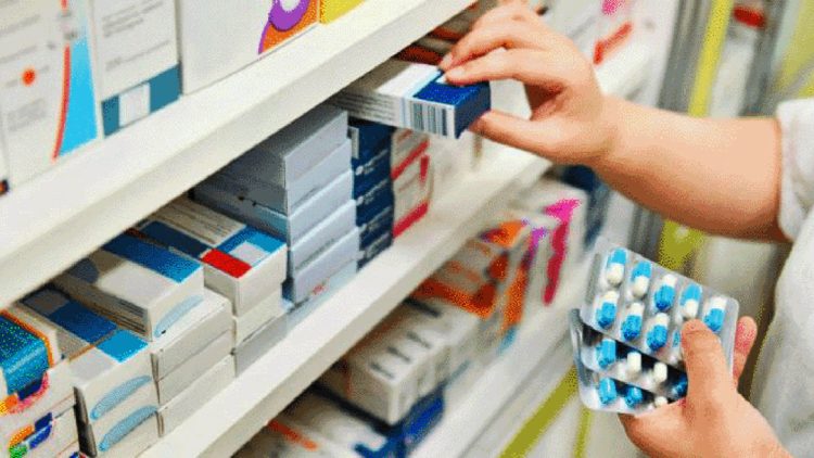 Sistemele de securitate a 100 de unități farmaceutice din judeţ, verificate de polițiști